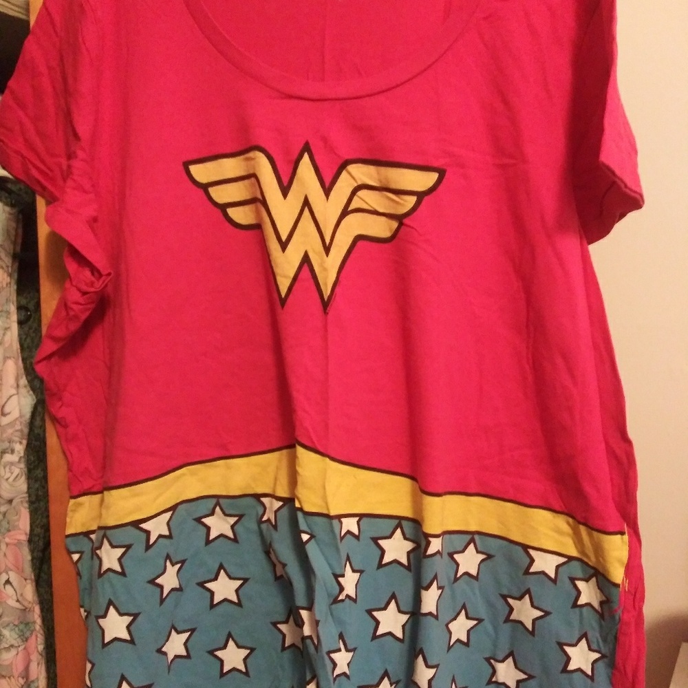 Wonder Woman tee
